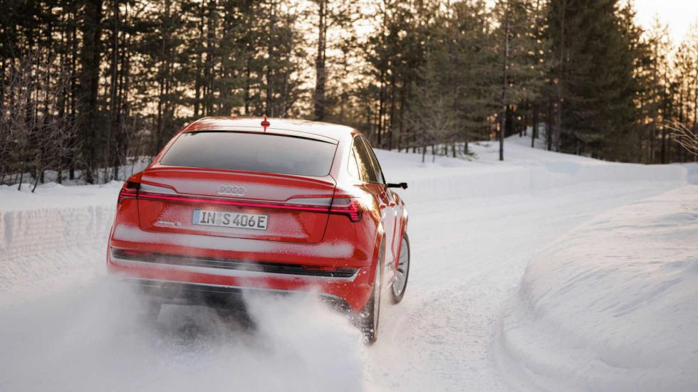 Η Audi έδειξε το ανανεωμένο e-tron S Sportback